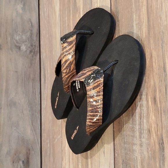 Speedo Womens Flip Flops Sandals Flats shoes sz 10 - Picture 2 of 9